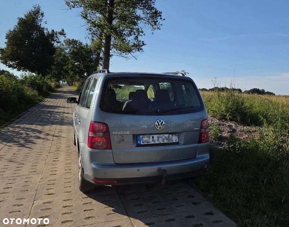 Volkswagen Touran 1.9 TDI Trendline - 4