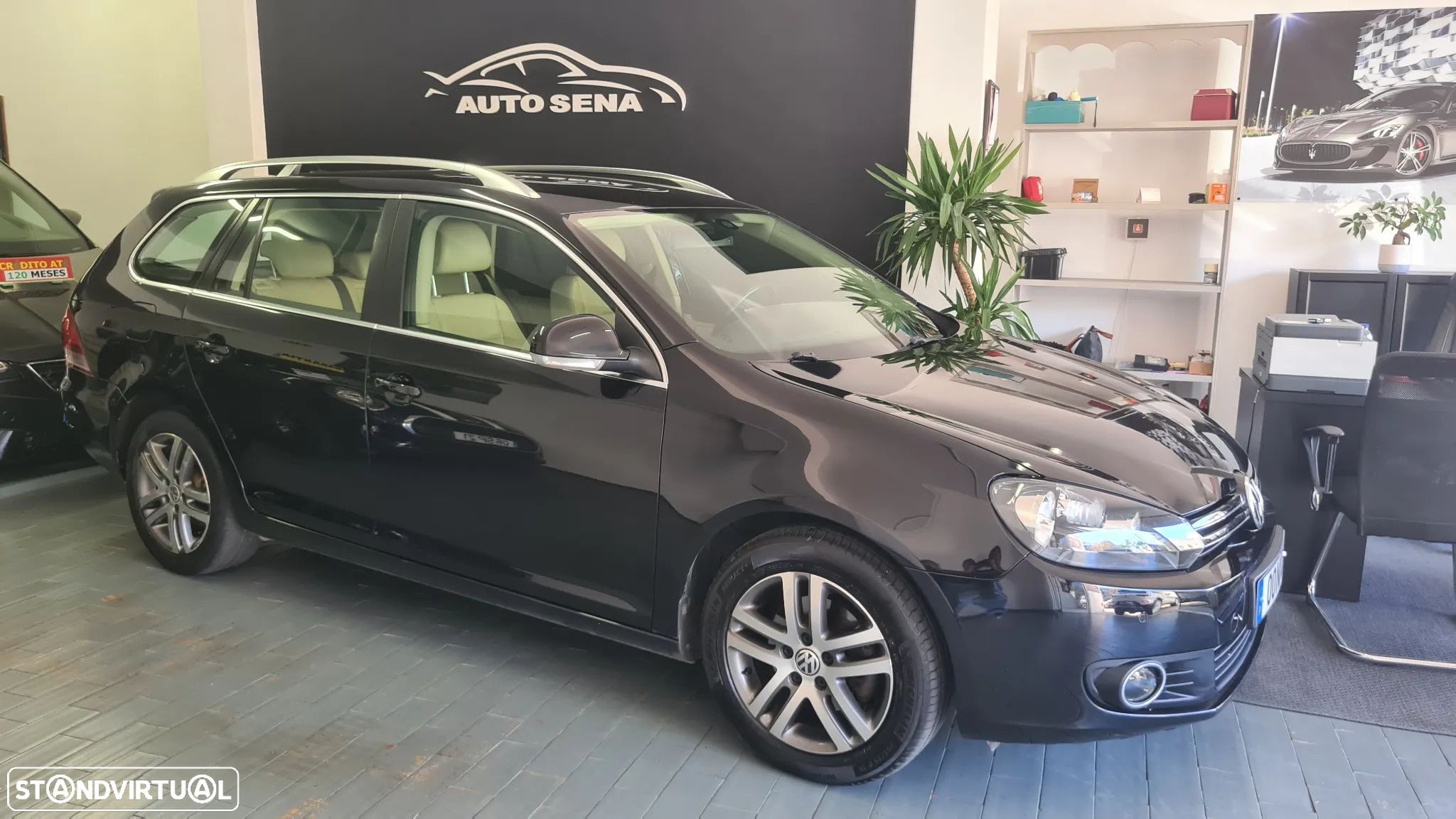 VW Golf Variant 1.6 TDi Confortline - 1