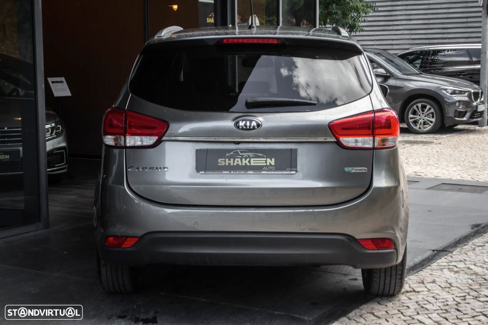 Kia Carens 1.7 CRDi ISG TX - 9