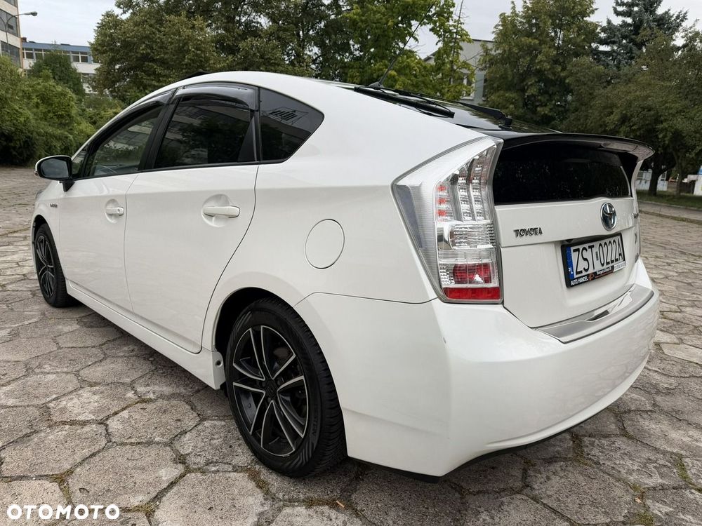 Toyota Prius - 6