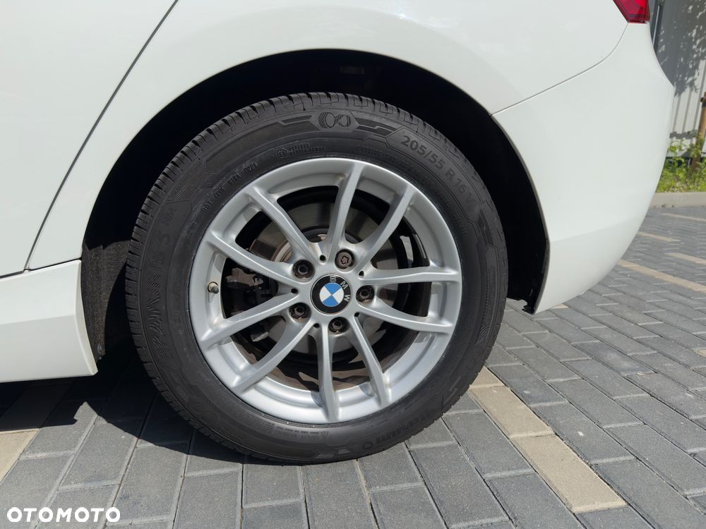 BMW Seria 1 118i - 18