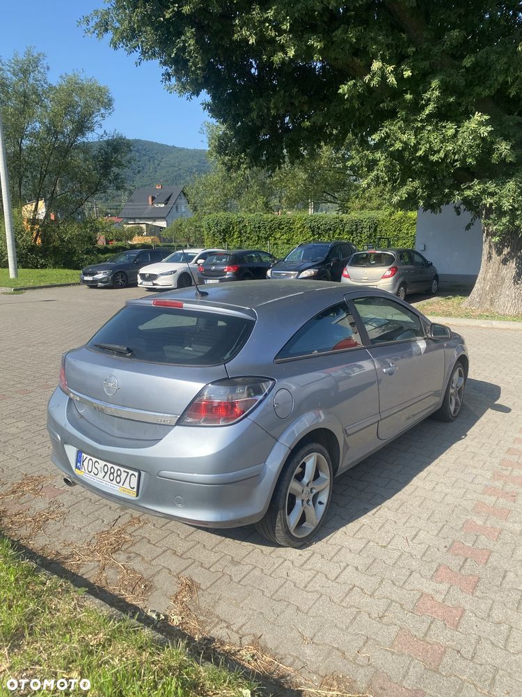 Opel Astra - 4