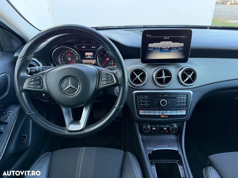 Mercedes-Benz GLA 220 d 4MATIC Aut. - 8
