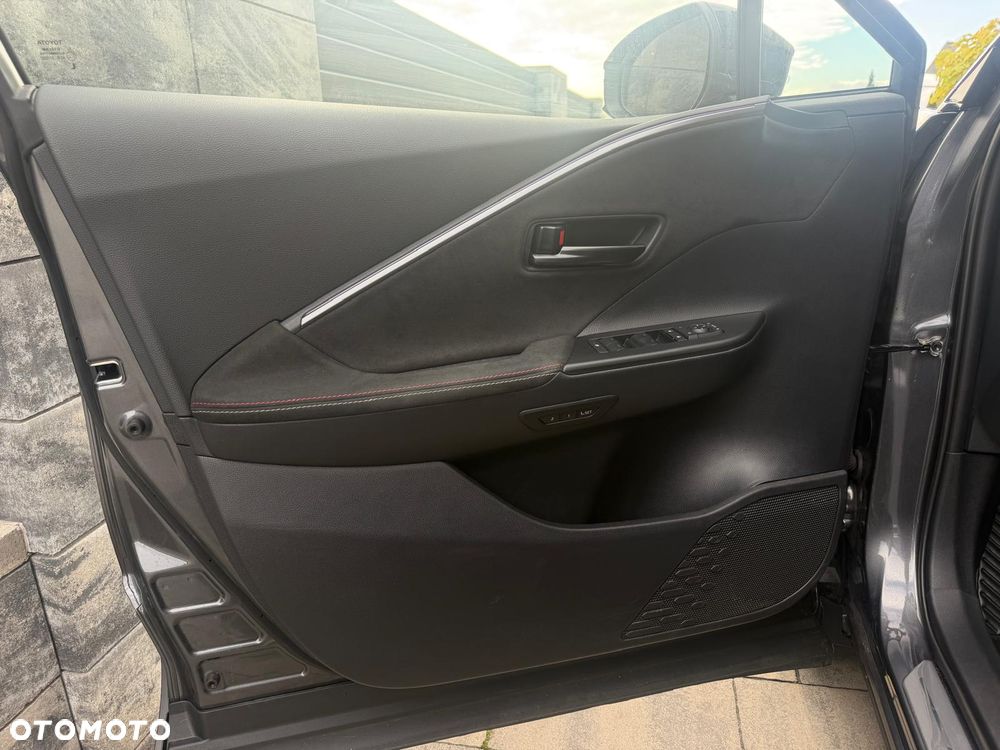 Toyota C-HR 2.0 GR SPORT - 19