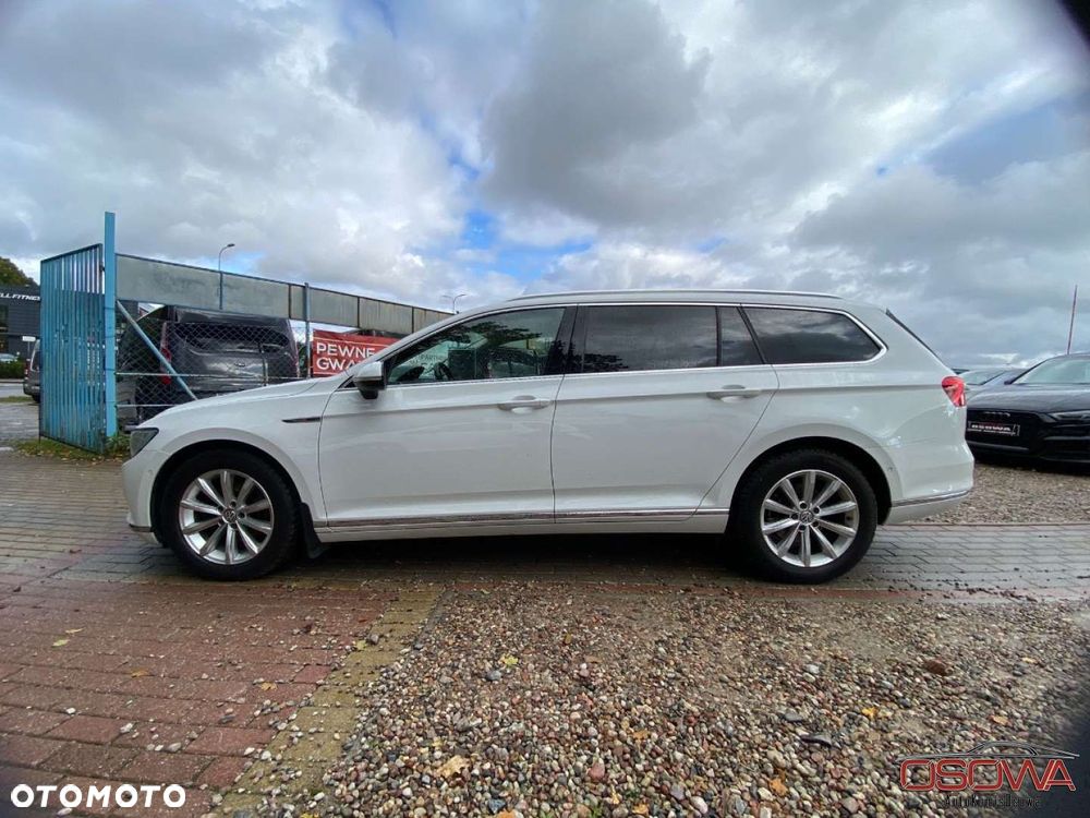 Volkswagen Passat - 9