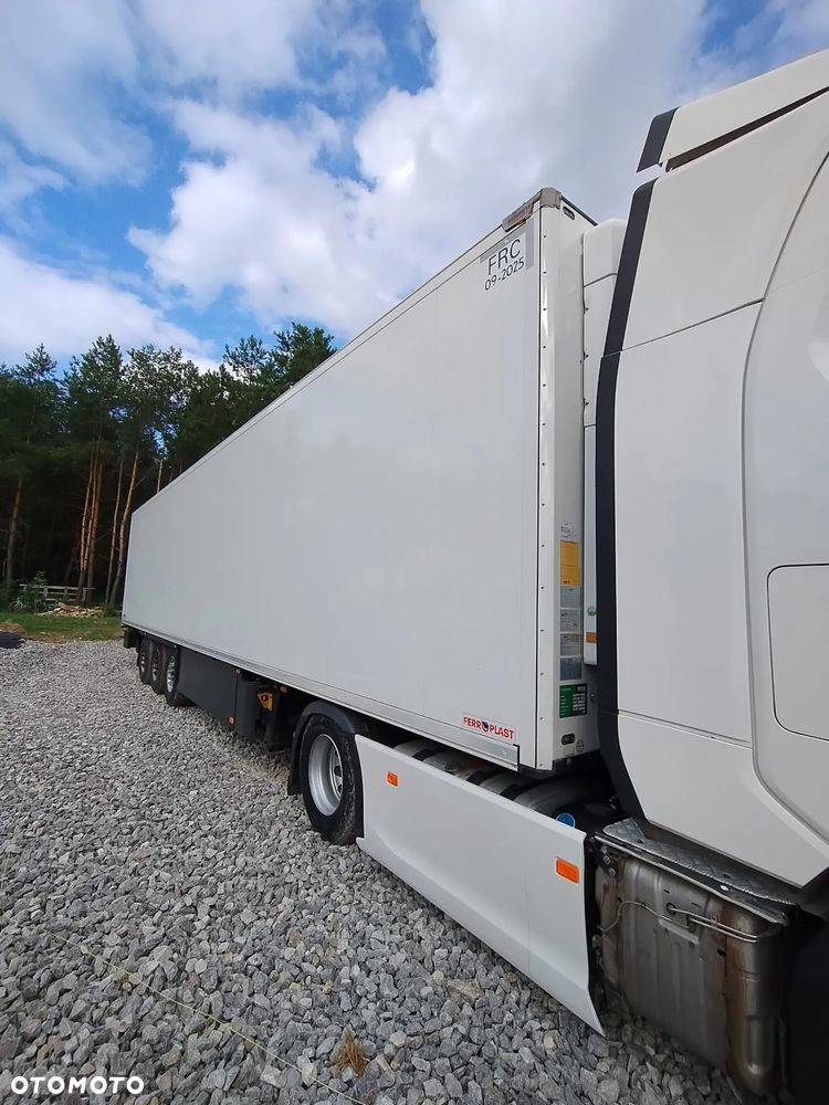Schmitz Cargobull SCB*S3B - 6