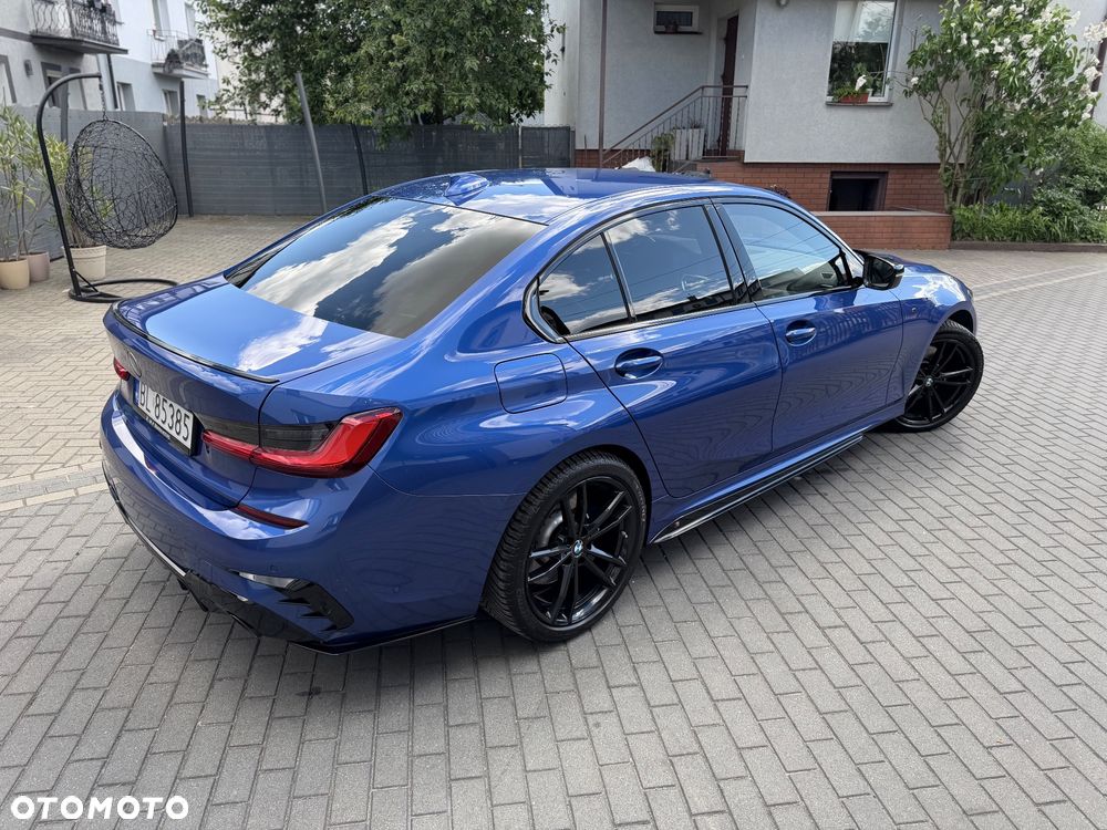 BMW Seria 3 320d xDrive M Sport - 30