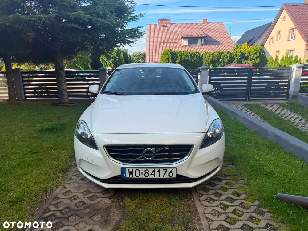 Volvo V40 D2 - 4