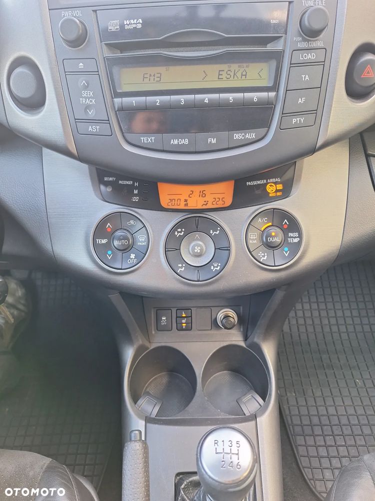 Toyota RAV4 2.0 4x2 Life - 22