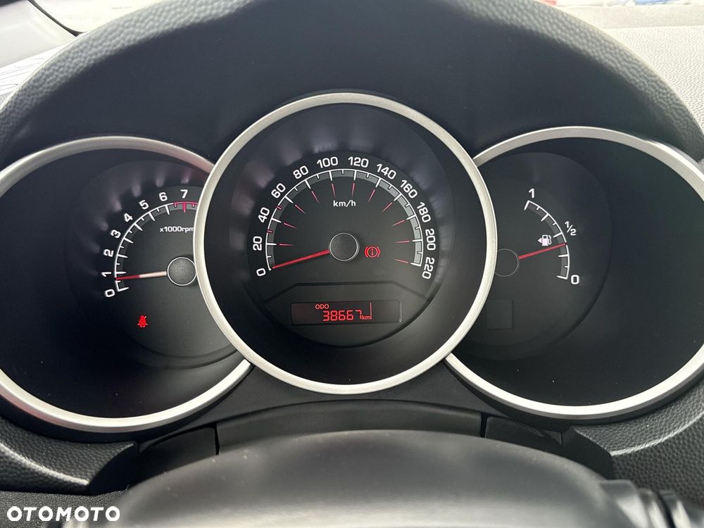 Kia Venga 1.6 Business Line - 13