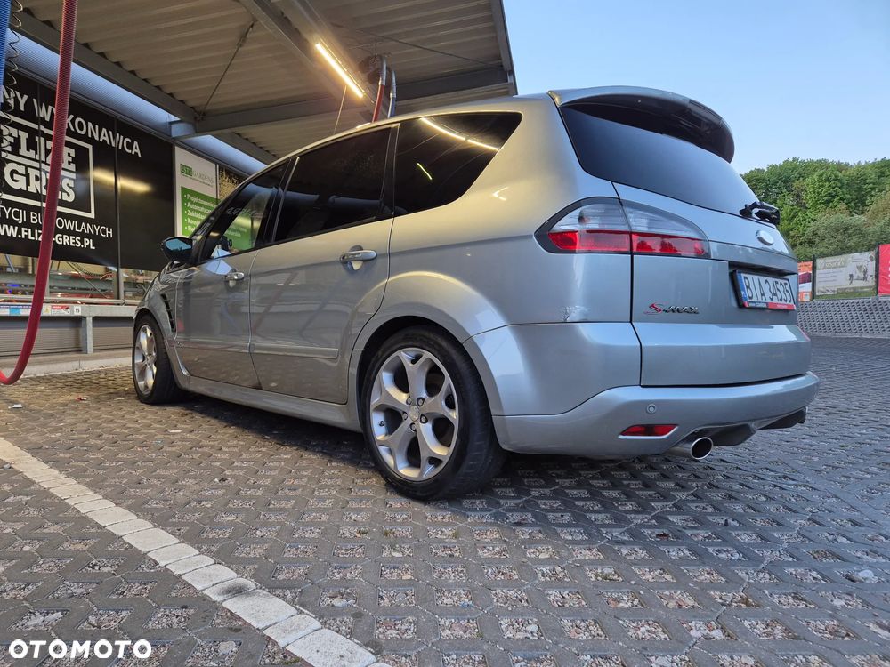 Ford S-Max 2.5 Titanium - 1