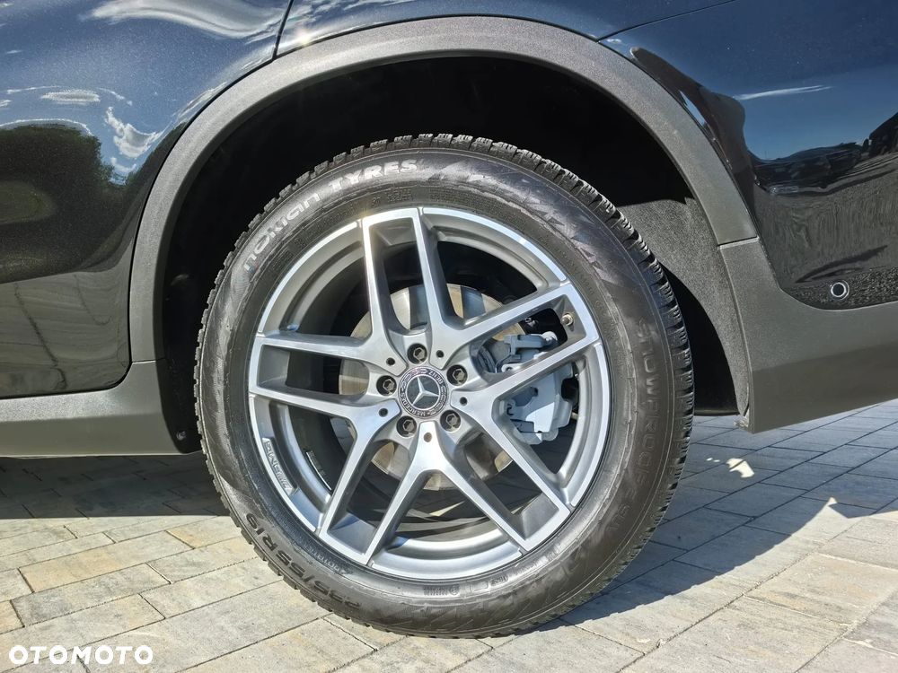 Mercedes-Benz GLC - 28