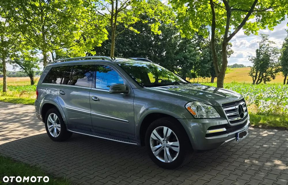 Mercedes-Benz GL 500 4Matic 7G-TRONIC - 1