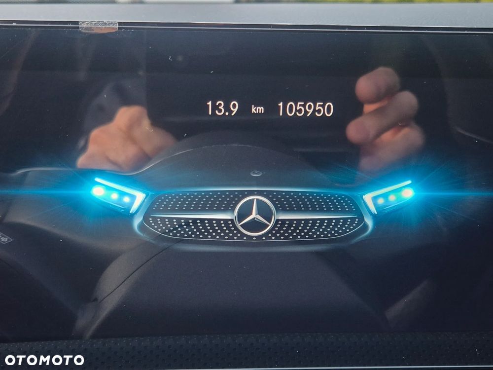 Mercedes-Benz CLA - 35