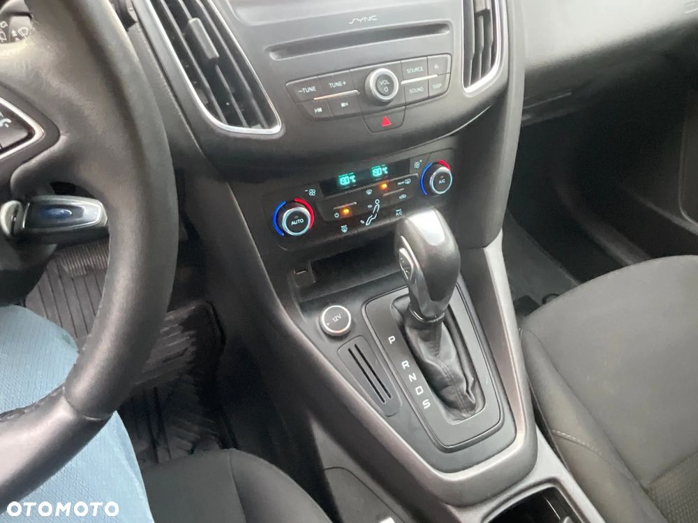Ford Focus 1.6 Trend PowerShift - 1