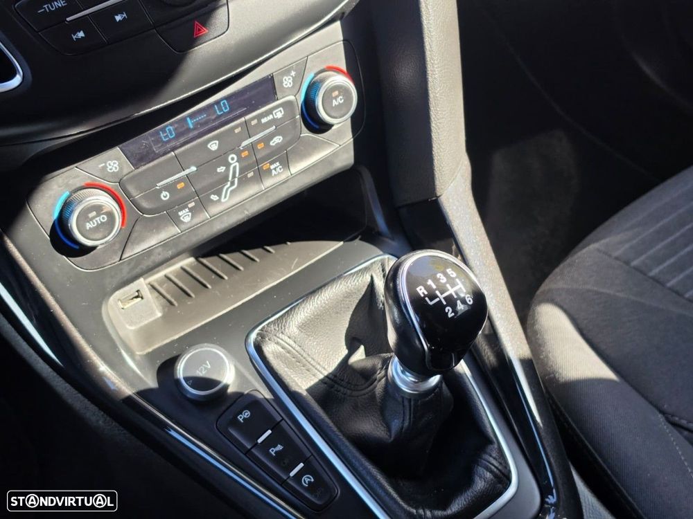 Ford Focus 1.5 TDCi ECOBlue Active - 20