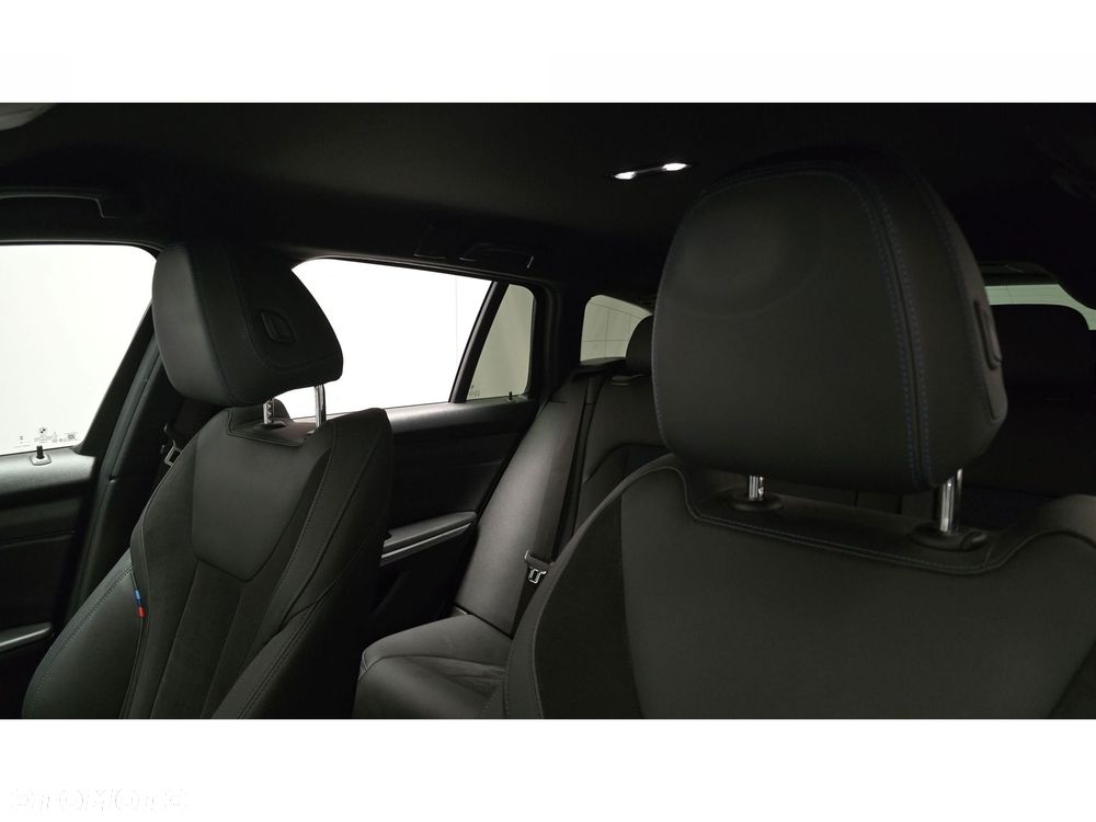 BMW Seria 3 320d xDrive M Sport - 18