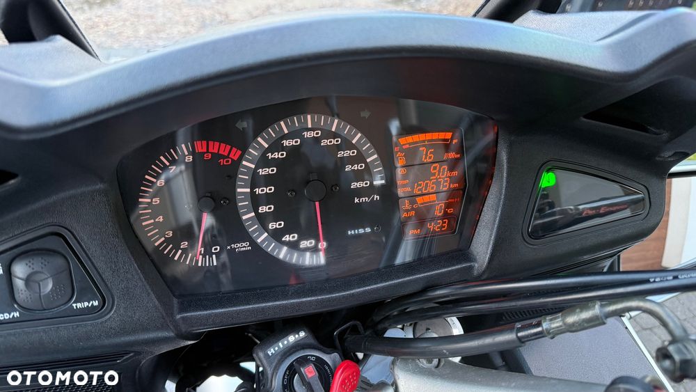 Honda ST - 23