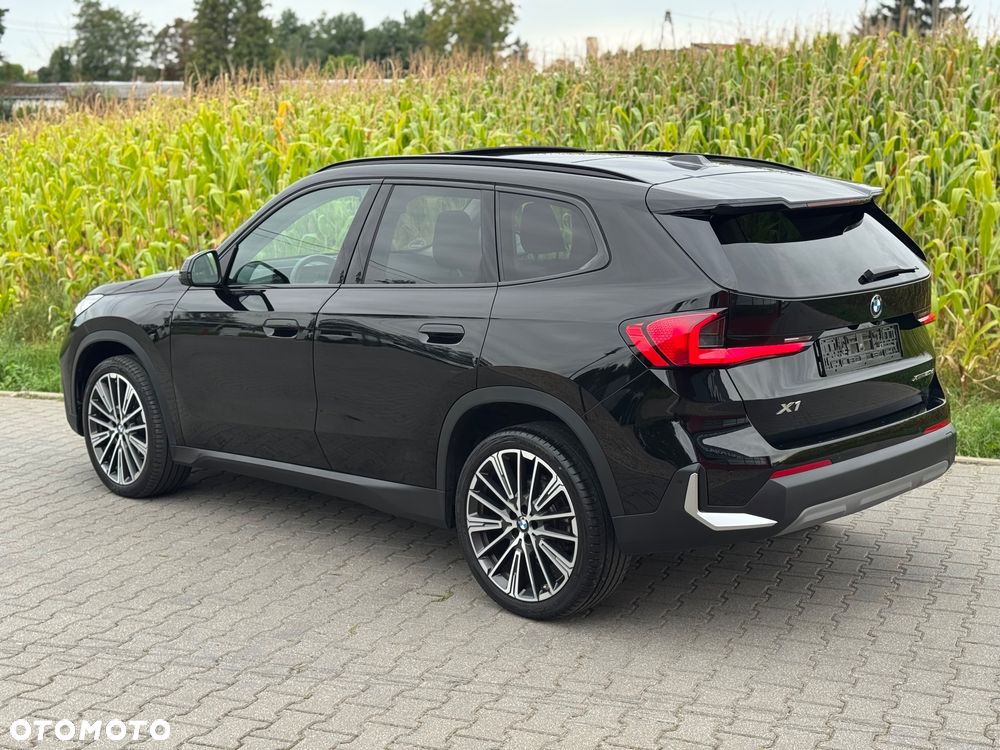 BMW X1 xDrive20d xLine - 14