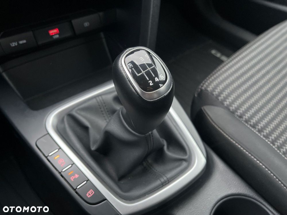 Kia Ceed 1.5 T-GDI M - 20