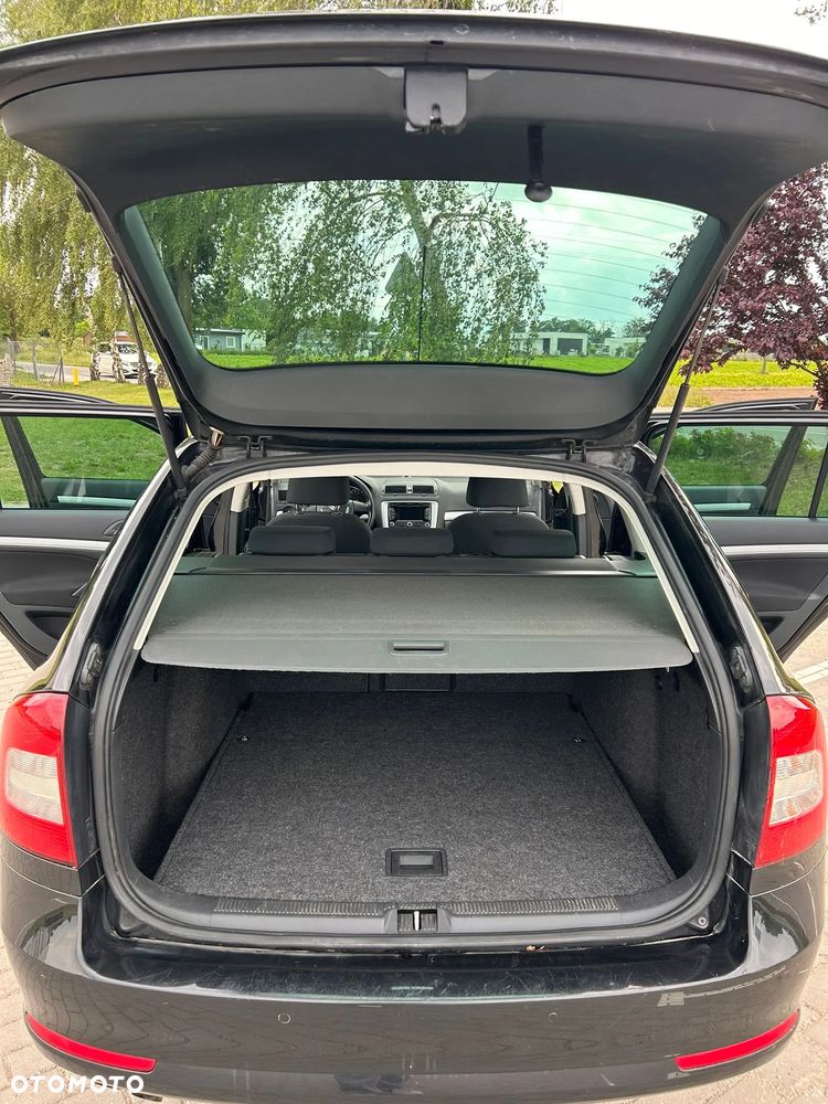 Skoda Octavia 2.0 TDI DPF Elegance DSG - 18