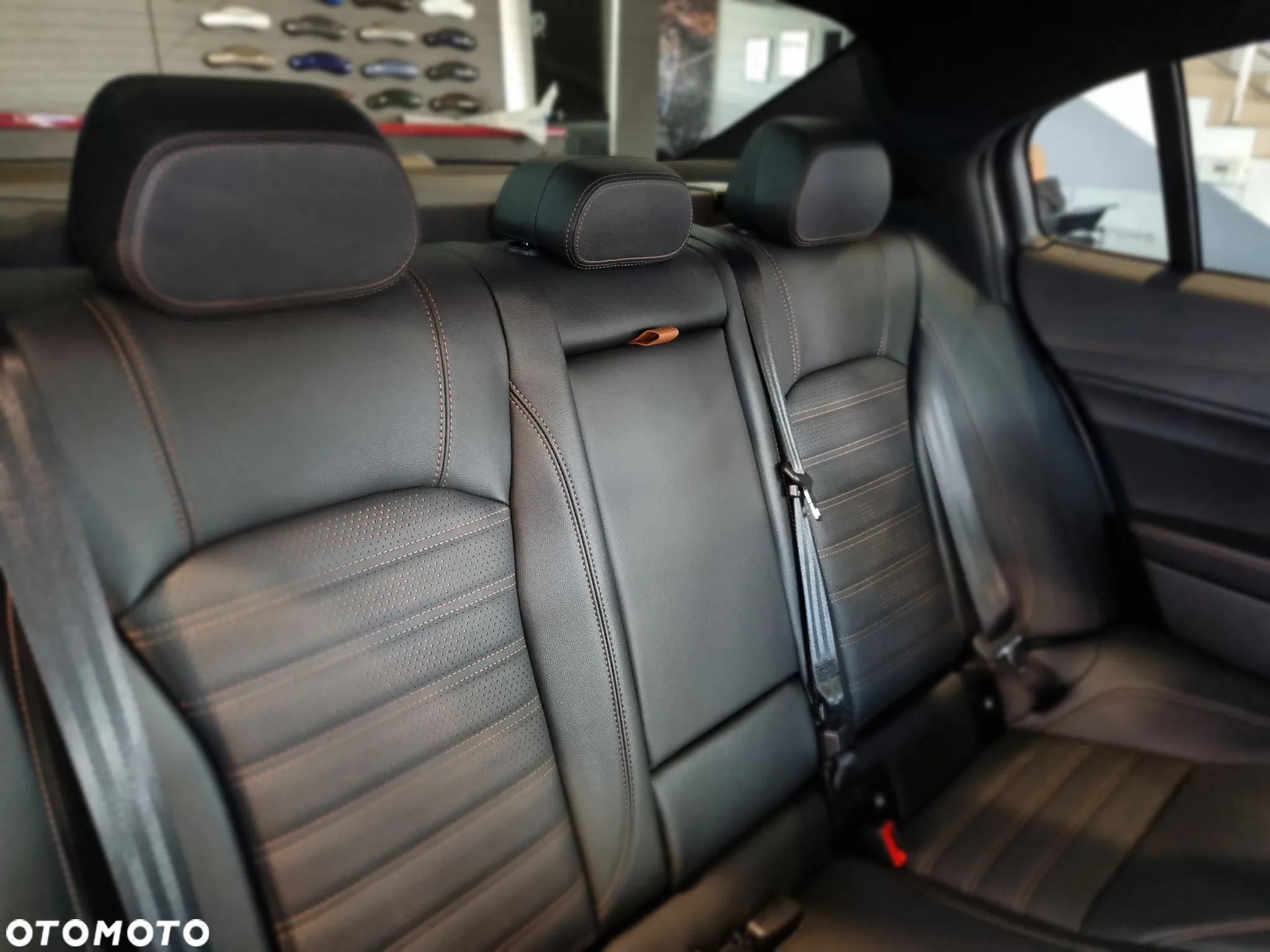 Alfa Romeo Giulia 2.0 Turbo Intensa Q4 - 11