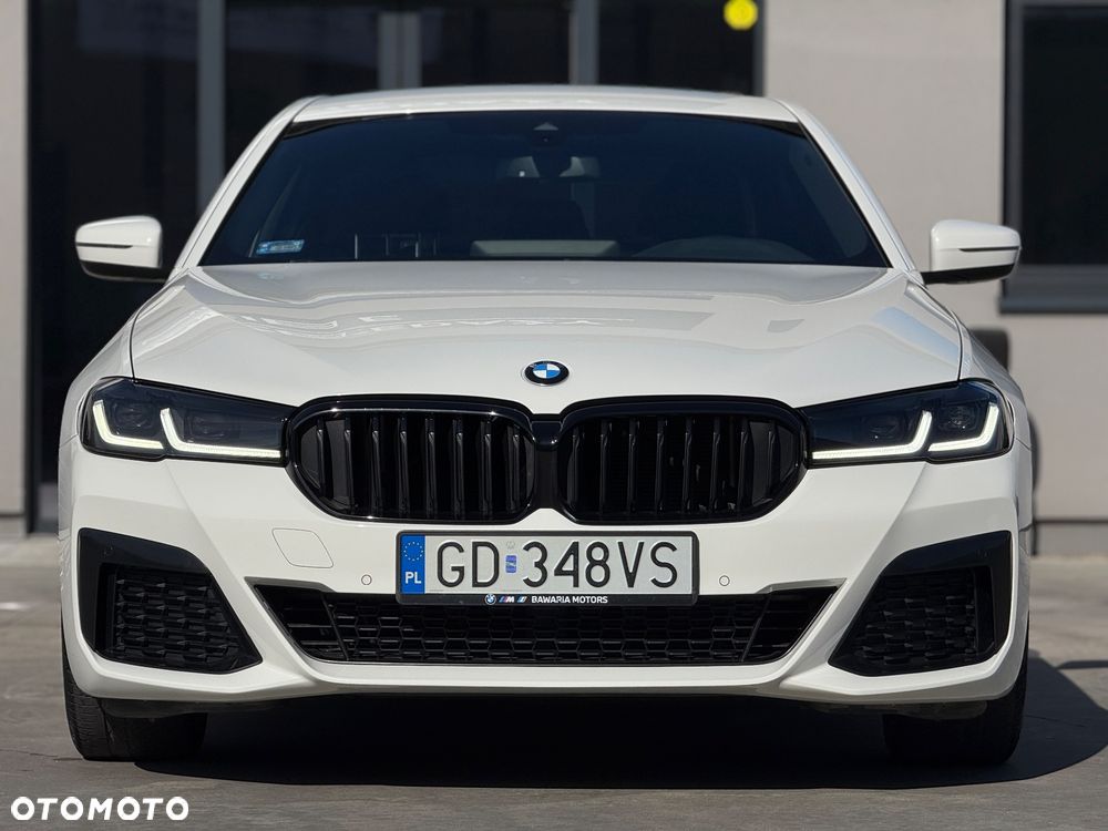 BMW Seria 5 520d xDrive mHEV M Sport sport - 7