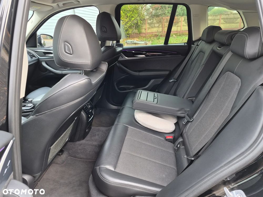 BMW X3 xDrive20i - 18