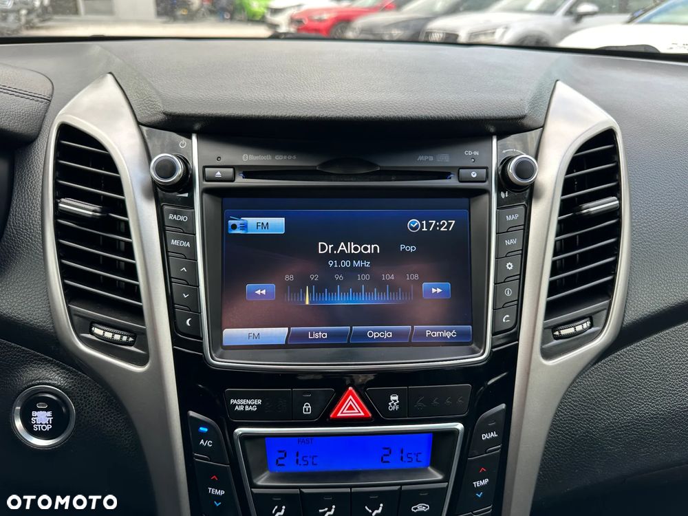 Hyundai i30 1.6 GDI Premium - 26