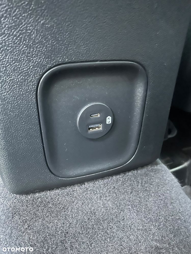 Ford Kuga - 15