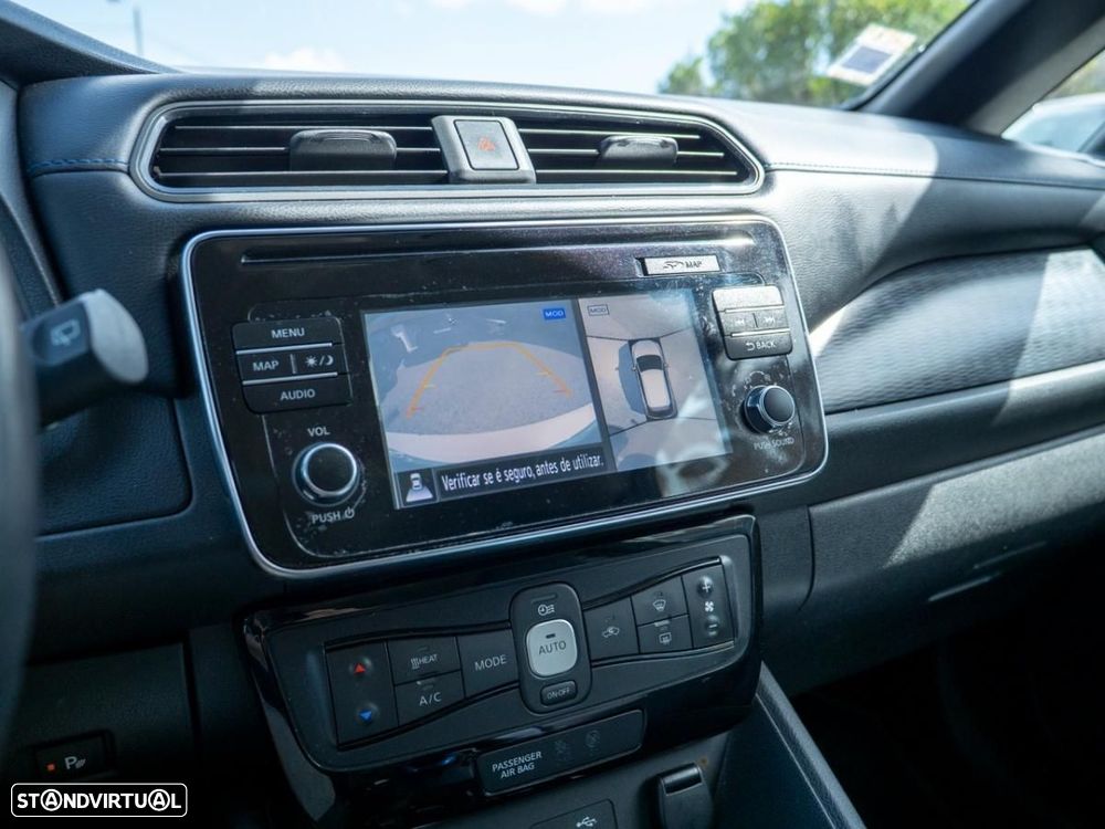 Nissan Leaf 40 kWh Acenta - 34