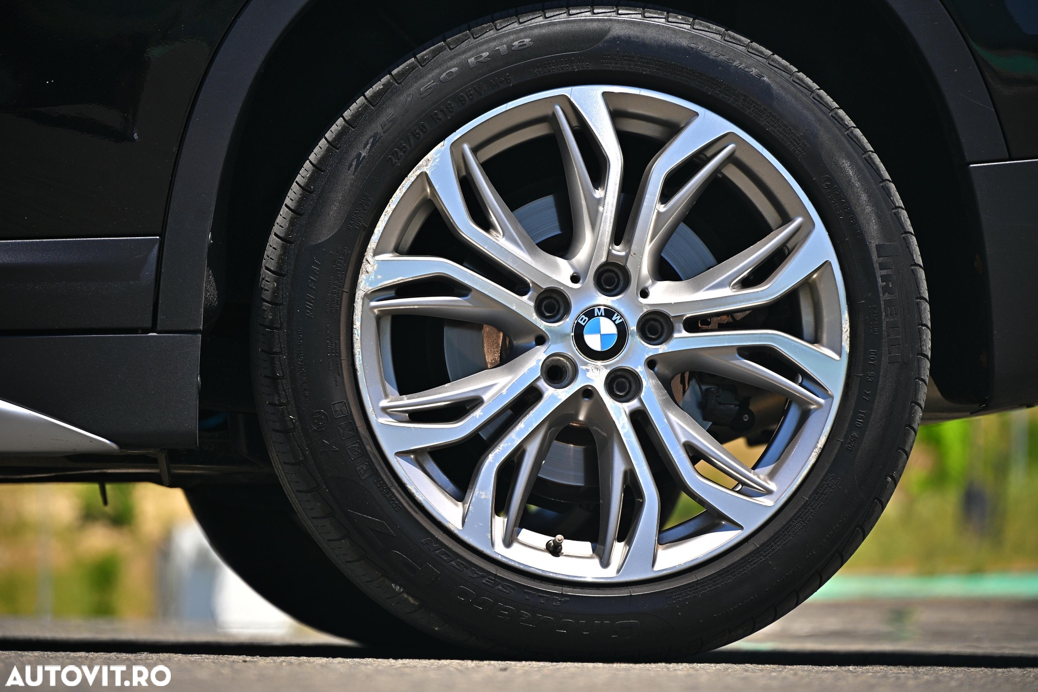 BMW X1 xDrive25i AT xLine - 16