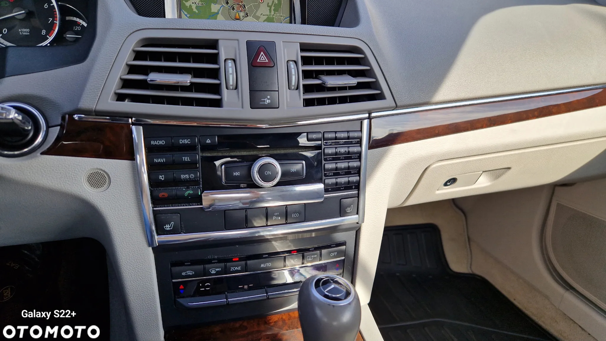 Mercedes-Benz Klasa E 200 Coupe BlueEFFICIENCY 7G-TRONIC Avantgarde - 30