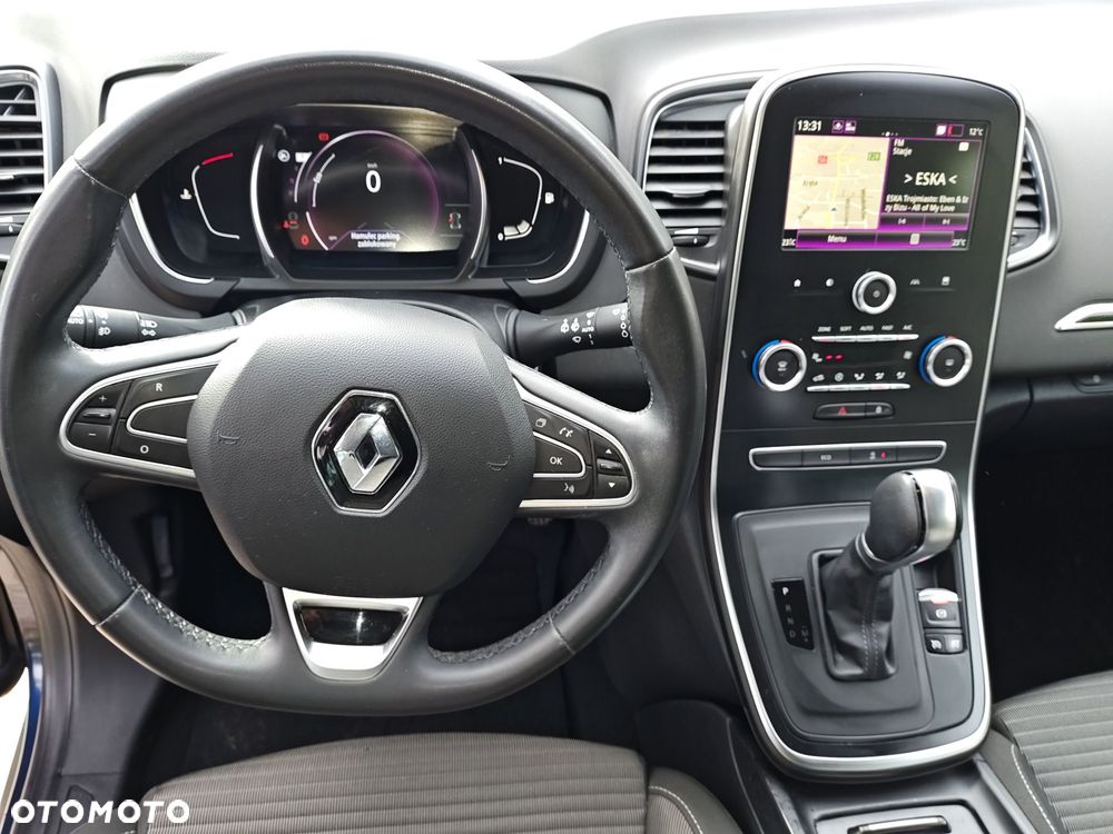 Renault Scenic - 3