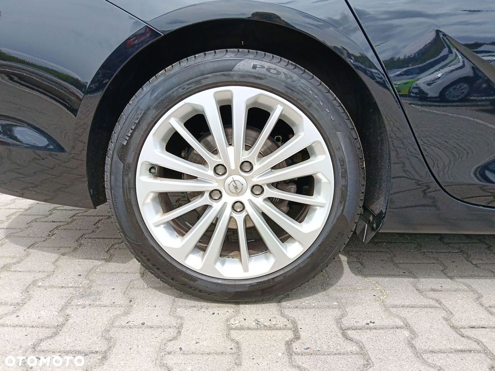 Opel Insignia 1.5 T Elite S&S - 17