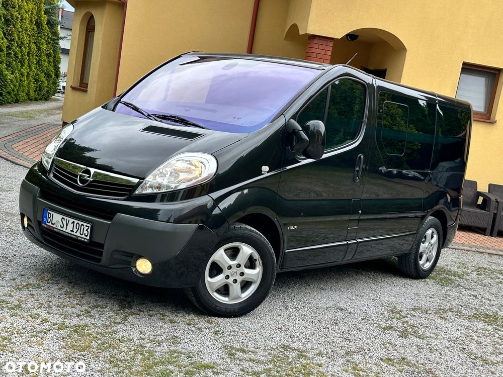 Opel Vivaro - 11