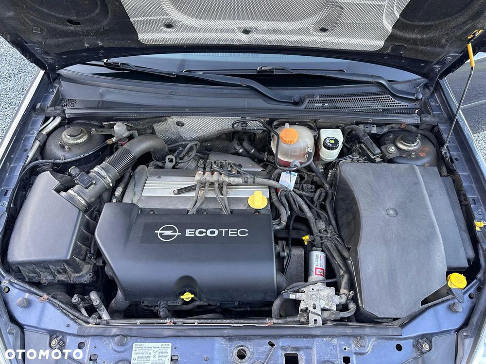 Opel Signum 2.0 T Sport - 11