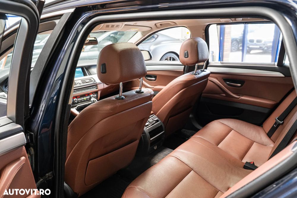 BMW Seria 5 520d xDrive Aut. Luxury Line - 29
