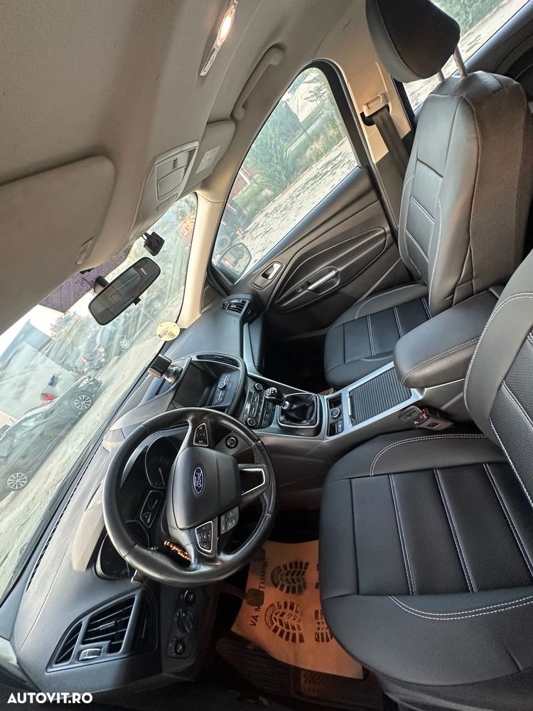 FORD Kuga 2019 — imagine 10