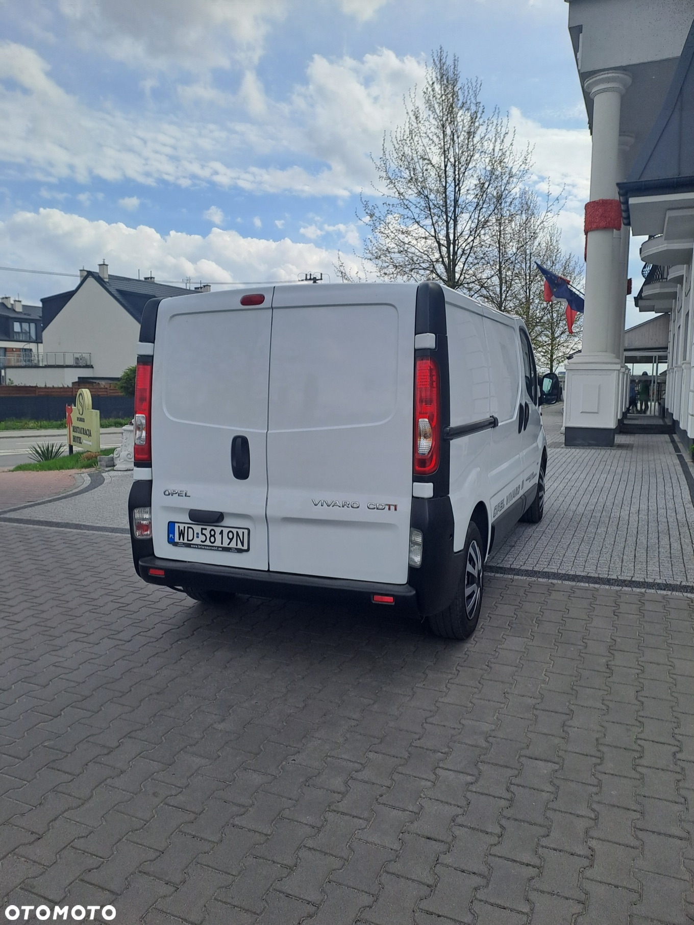Opel Vivaro - 4