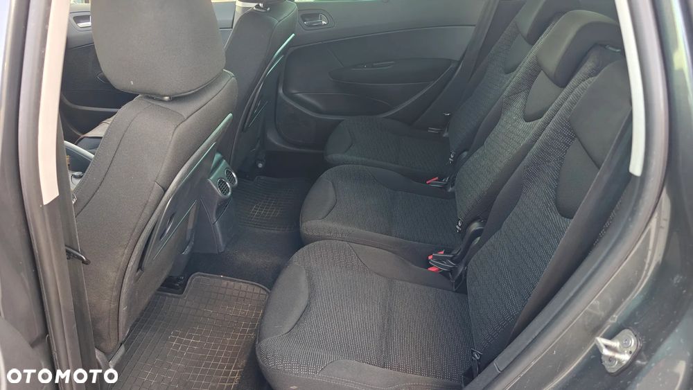 Peugeot 308 - 21