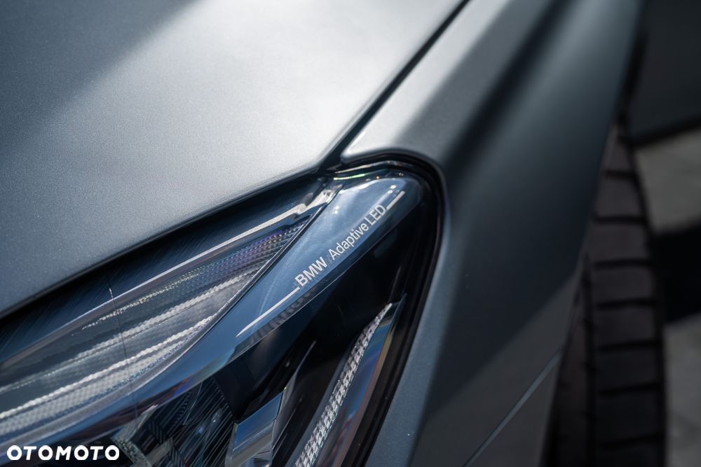 BMW Seria 7 M760Li xDrive - 16