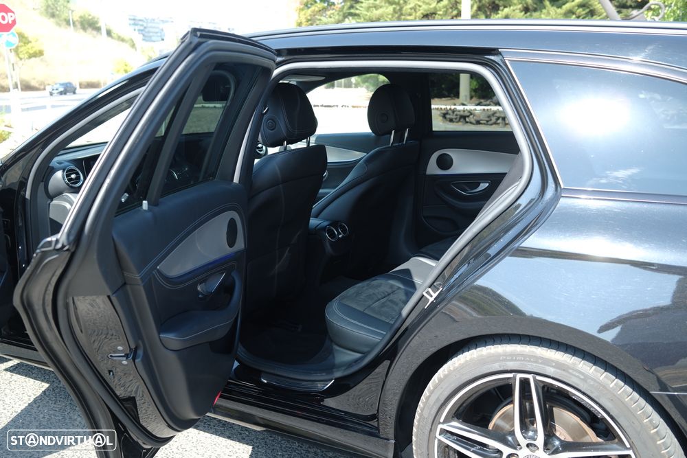 Mercedes-Benz E 220 d AMG Line - 12