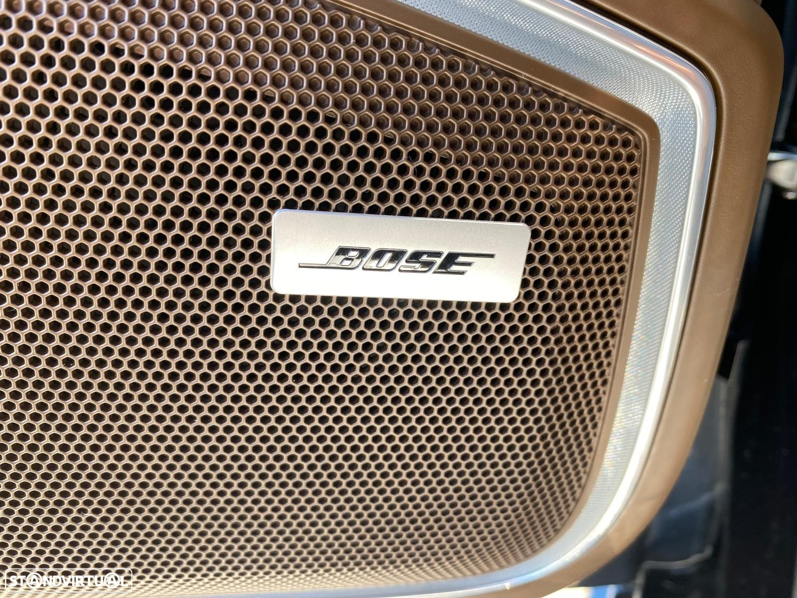 Porsche Panamera 4 E-Hybrid Platinum Edition - 23