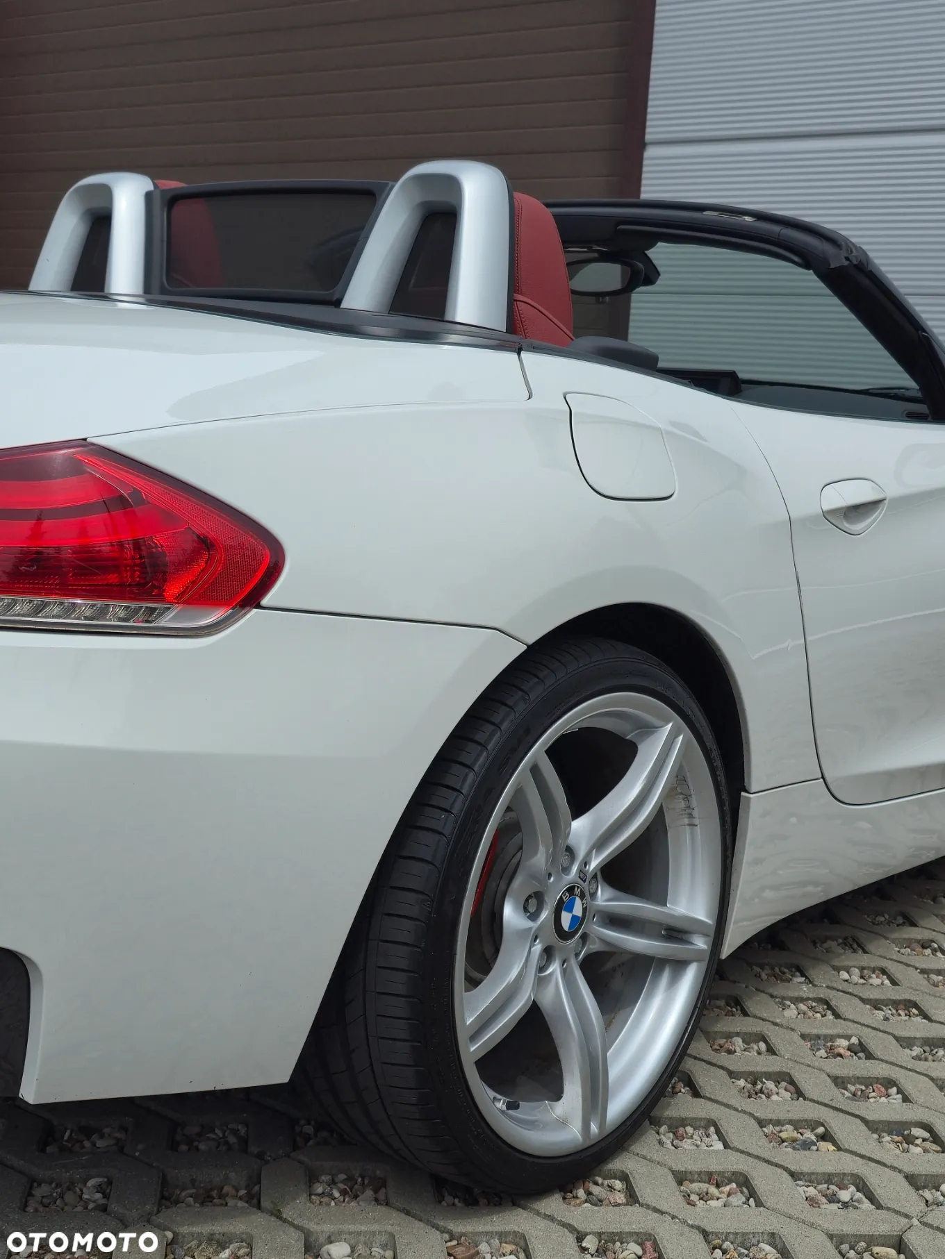 BMW Z4 sDrive30i - 38