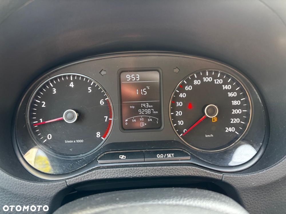 Volkswagen Polo 2012 photo 5