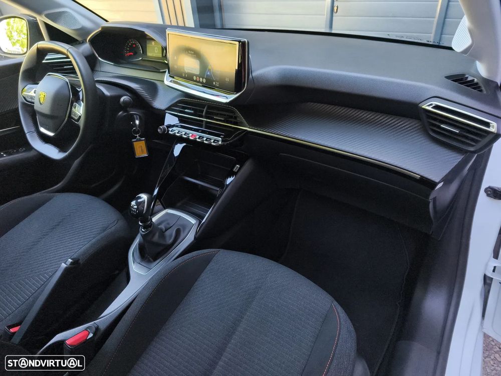 Peugeot 208 1.2 PureTech Style - 17