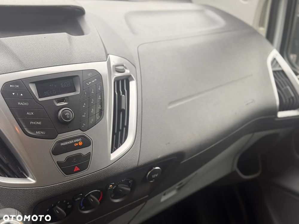 Ford Transit Custom - 10