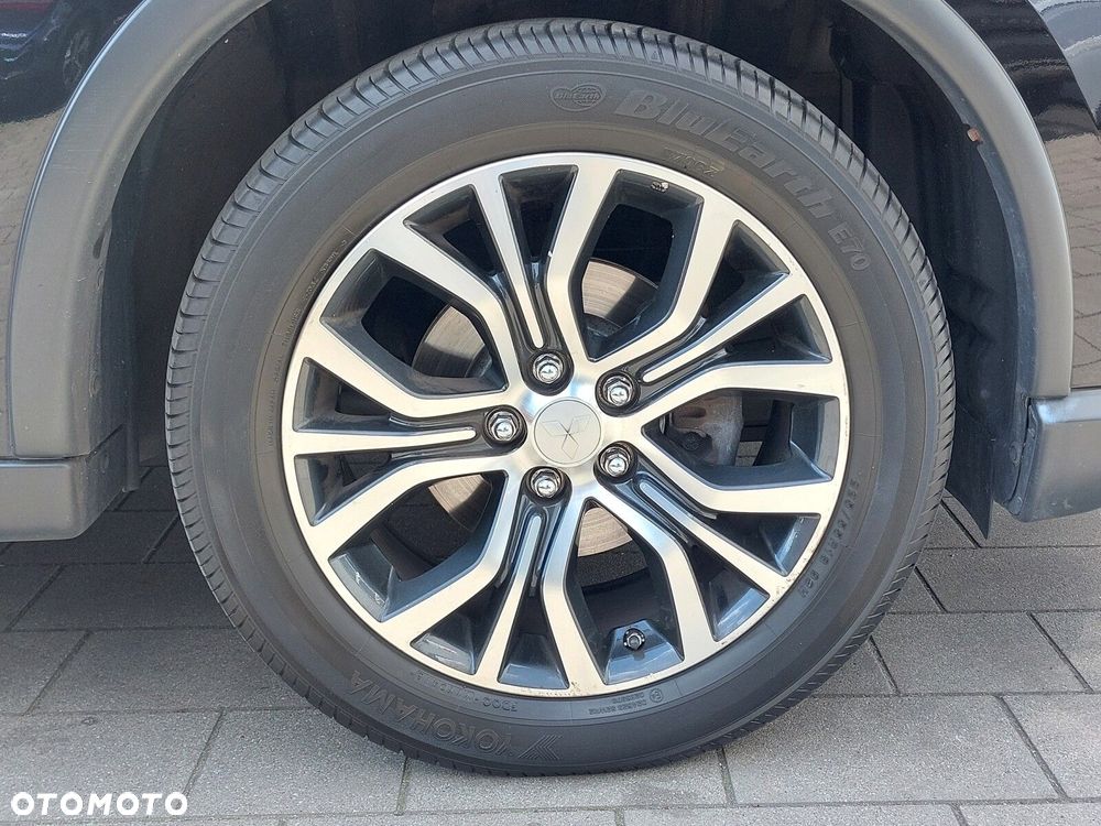 Mitsubishi Outlander - 34