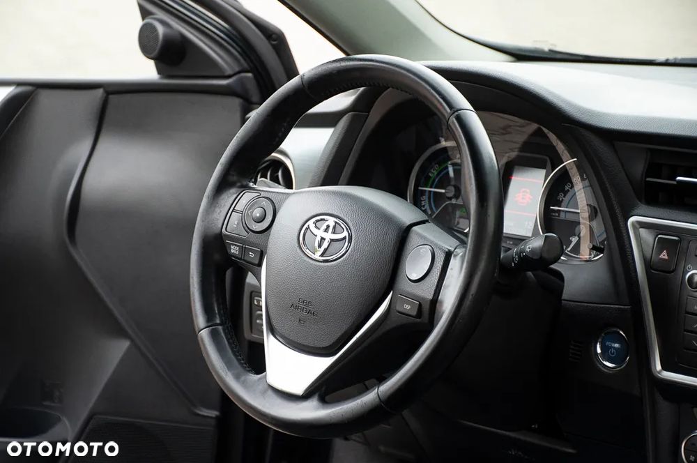Toyota Auris - 29